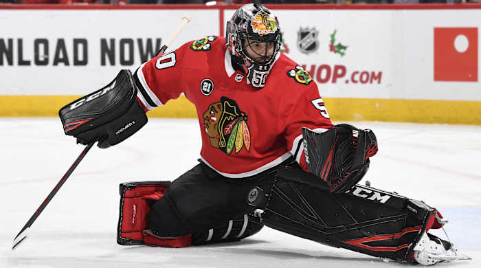 corey-crawford-injury.jpg